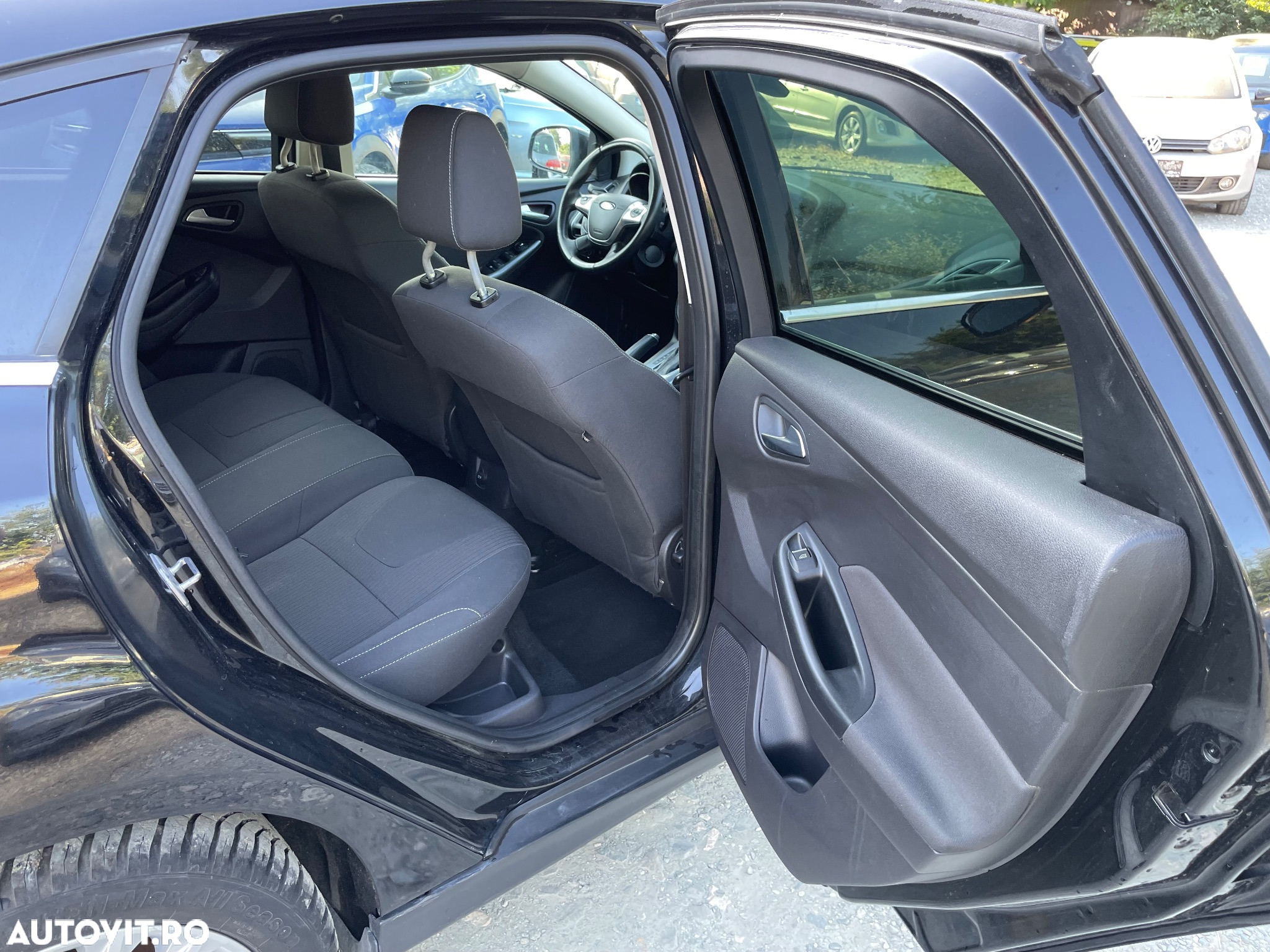 Ford Focus 2.0 TDCI DPF Powershift Titanium - 13