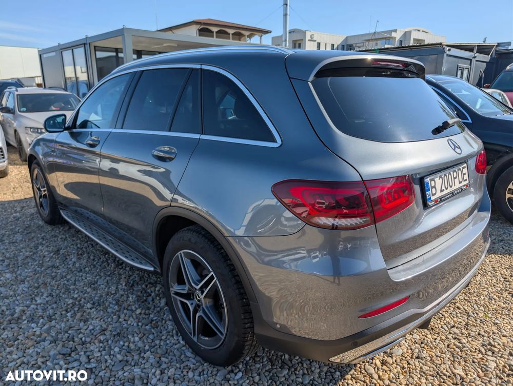 Mercedes-Benz GLC 300 d 4MATIC - 7