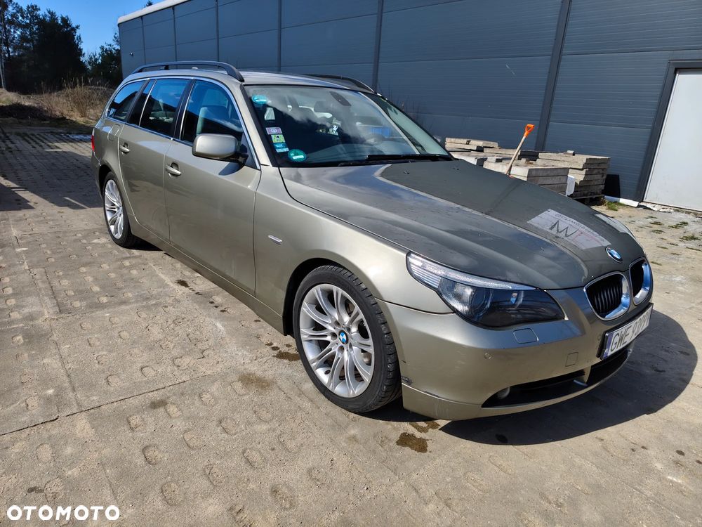 BMW Seria 5 525d - 1