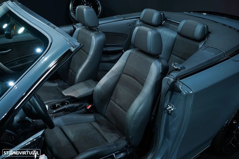 BMW 120 d Cabrio Limited Edition Lifestyle c/ M Sport Pack - 17