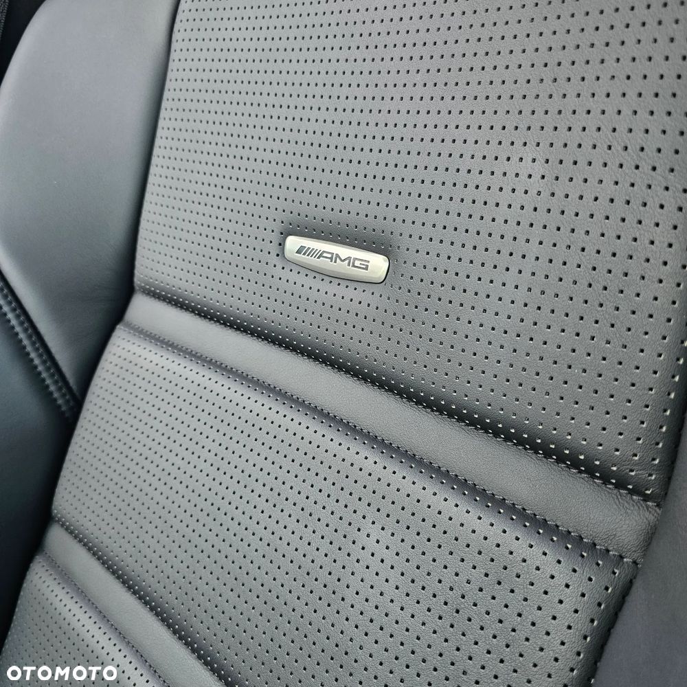 Mercedes-Benz Klasa E 63 AMG 4Matic AMG Speedshift MCT - 27