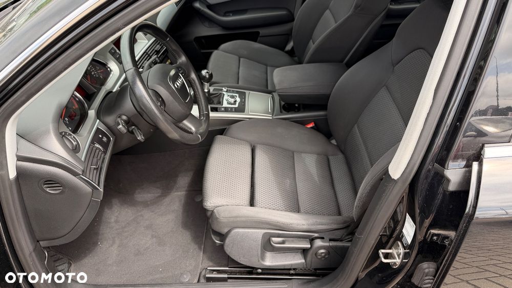 Audi A6 Avant - 29