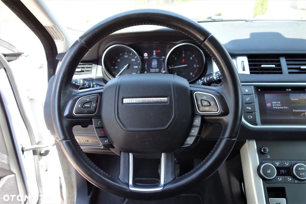 Land Rover Range Rover Evoque - 28