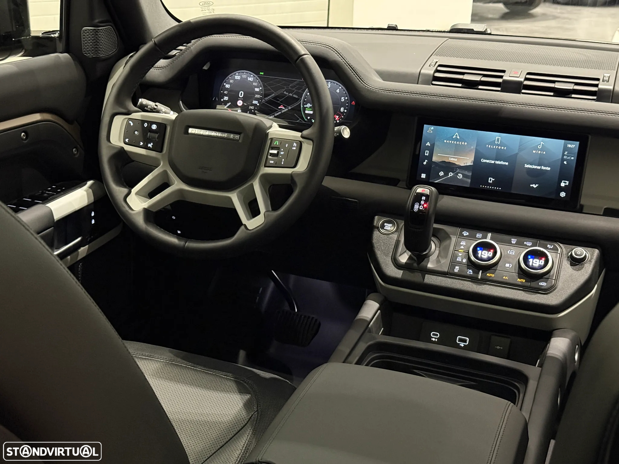 Land Rover Defender 2.0 P400e 110 AWD X-Dynamic SE - 11