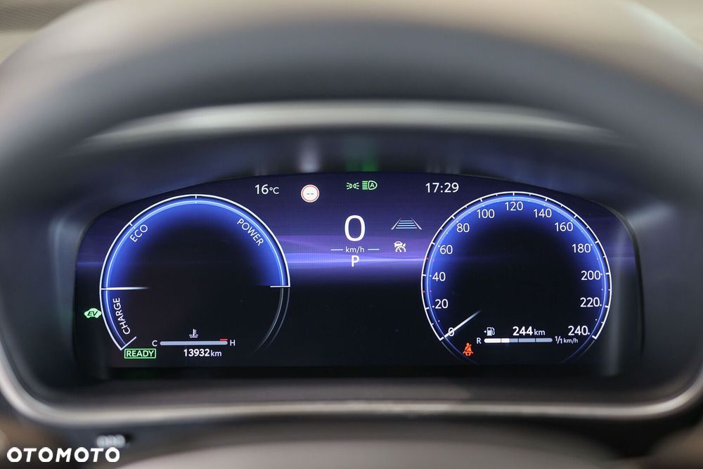 Toyota Corolla Cross 2.0 Hybrid Executive AWD - 41