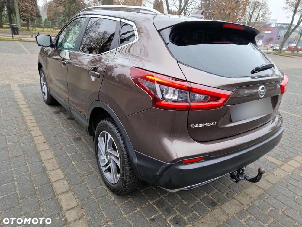 Nissan Qashqai 1.5 dCi N-CONNECTA - 4