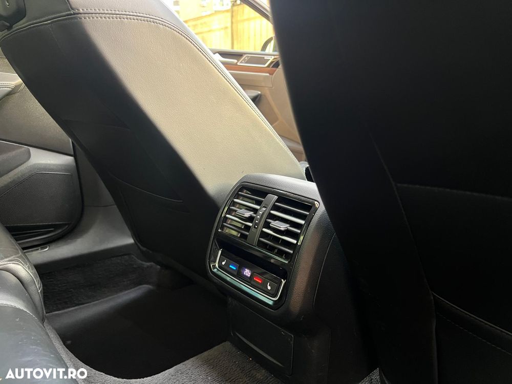 Volkswagen Passat - 16