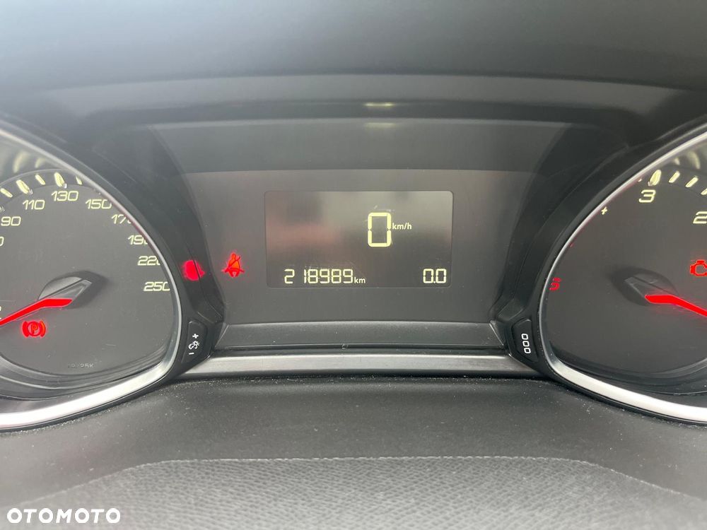 Peugeot 308 1.5 BlueHDi Active S&S - 18