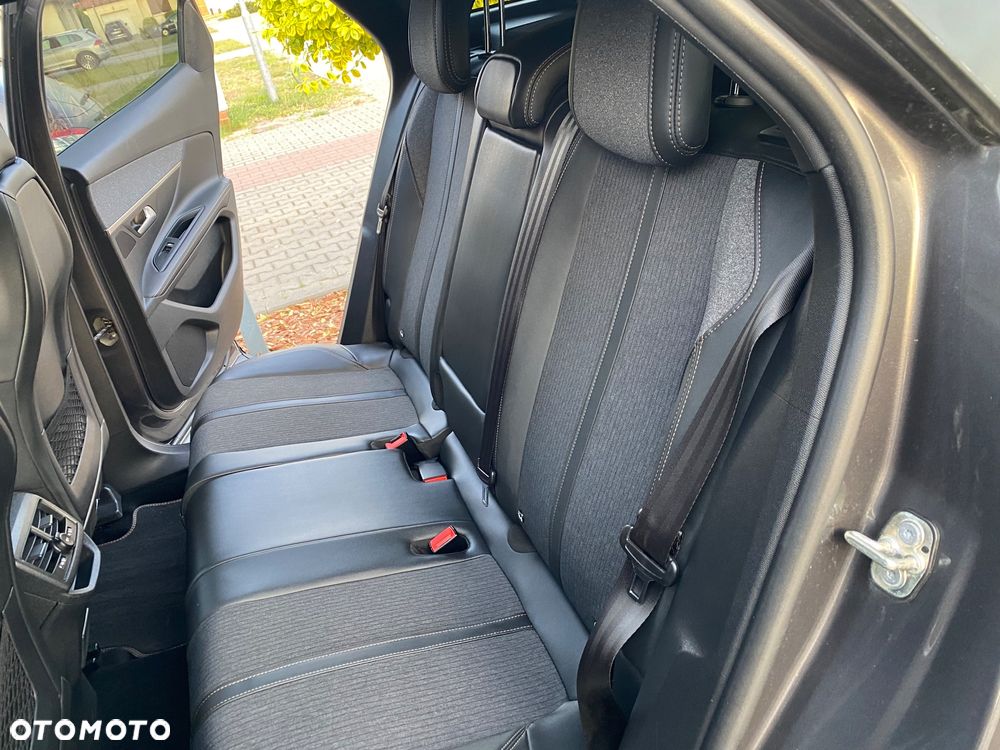 Peugeot 3008 1.5 BlueHDi GT Pack S&S EAT8 - 9