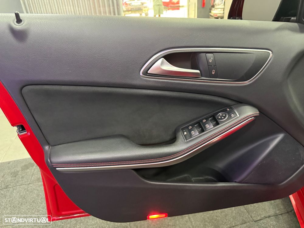 Mercedes-Benz A 180 CDi BE Edition AMG Line - 24
