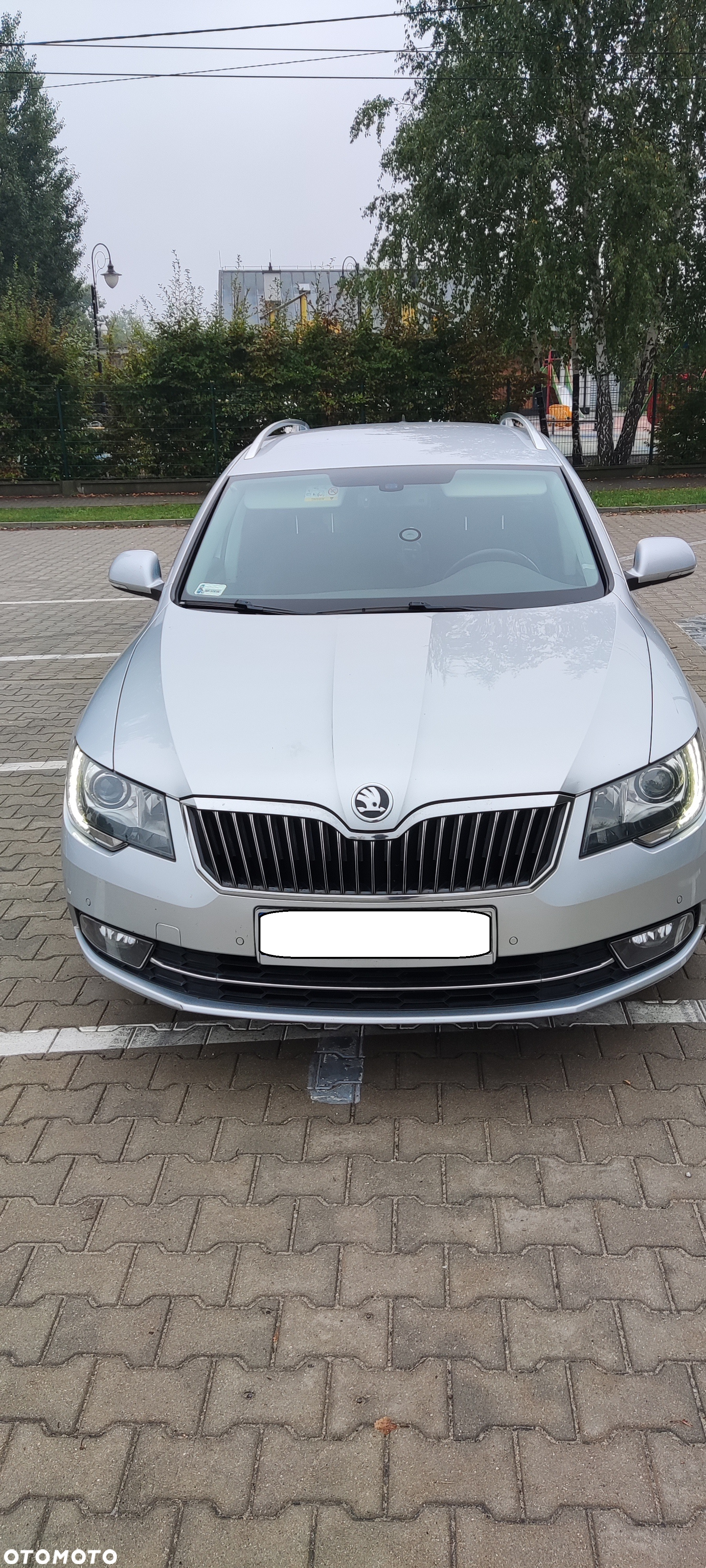 Skoda Superb 2.0 TDI Ambition - 4