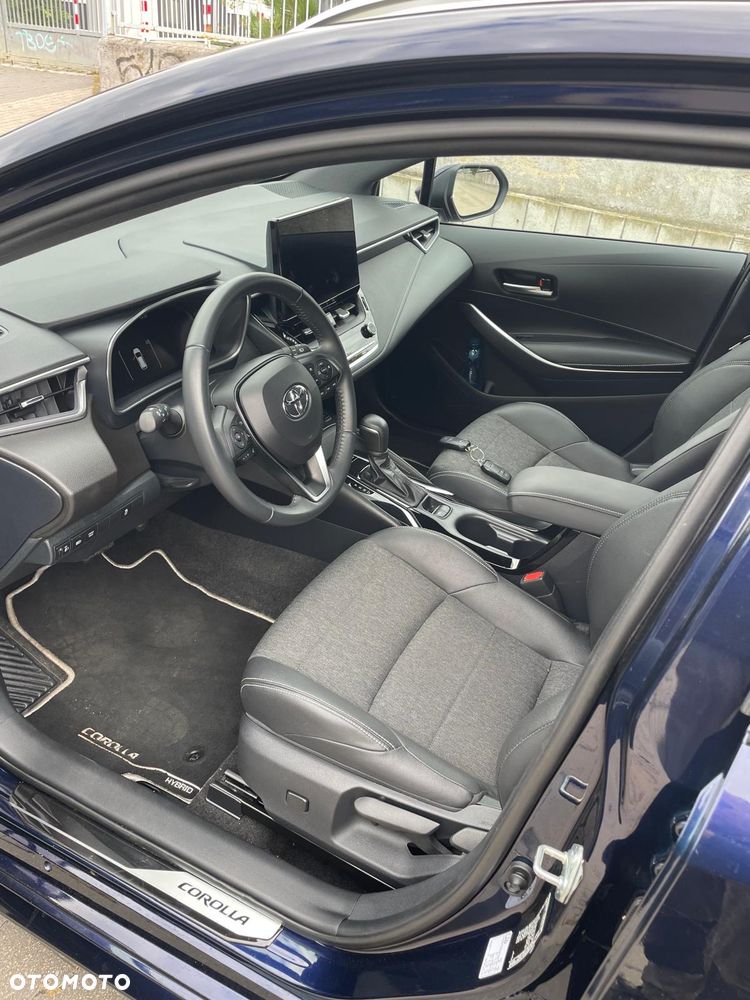 Toyota Corolla - 15