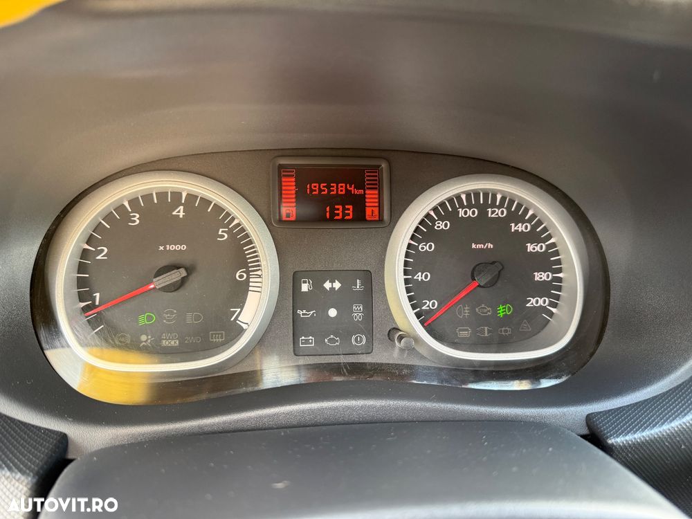 Dacia Duster dCi 110 FAP 4x2 Laureate - 16