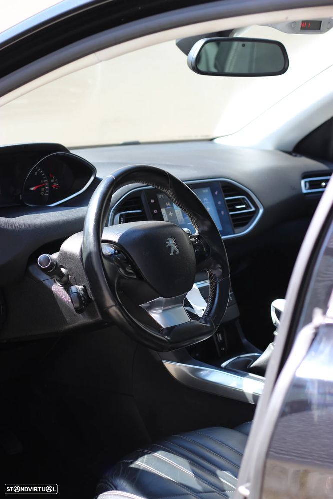 Peugeot 308 SW BlueHDi 120 Stop & Start Allure - 11
