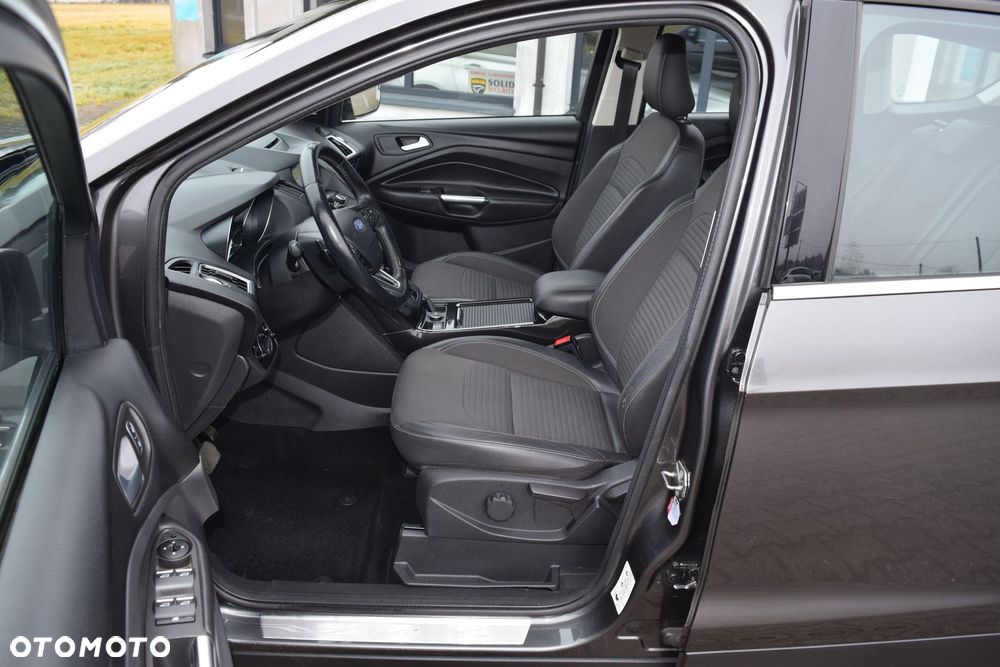 Ford Kuga 2.0 TDCi 4x4 Titanium - 17