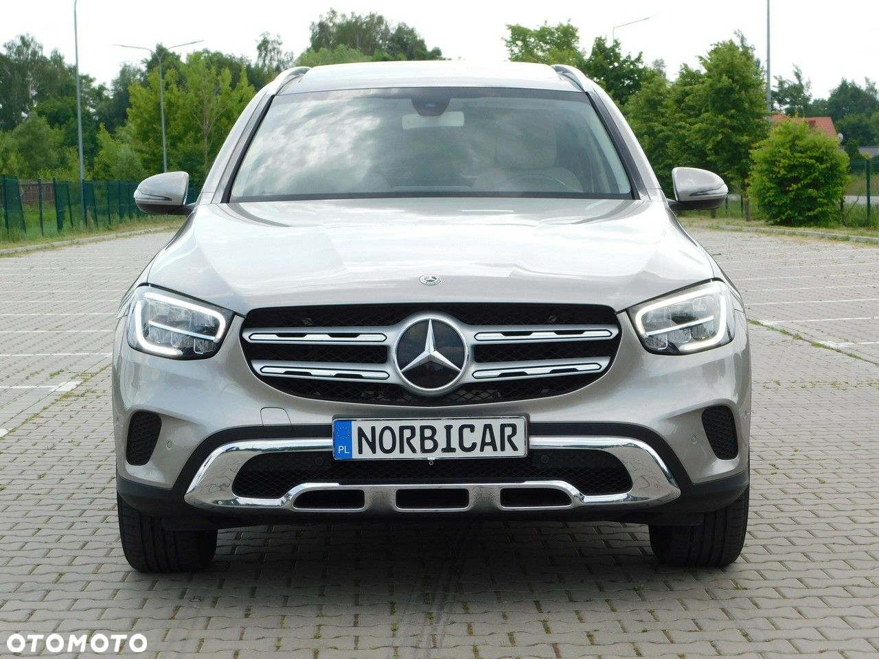 Mercedes-Benz GLC 200 d Business Edition - 23