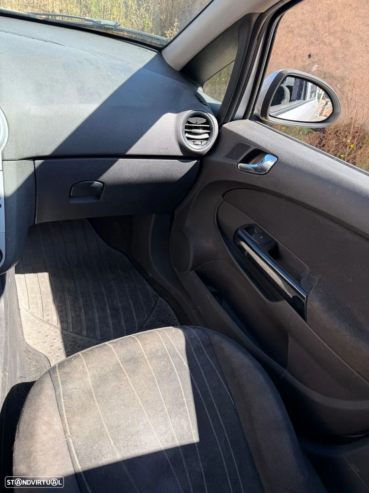 Opel Corsa 1.3 CDTi Enjoy EcoFLEX - 7