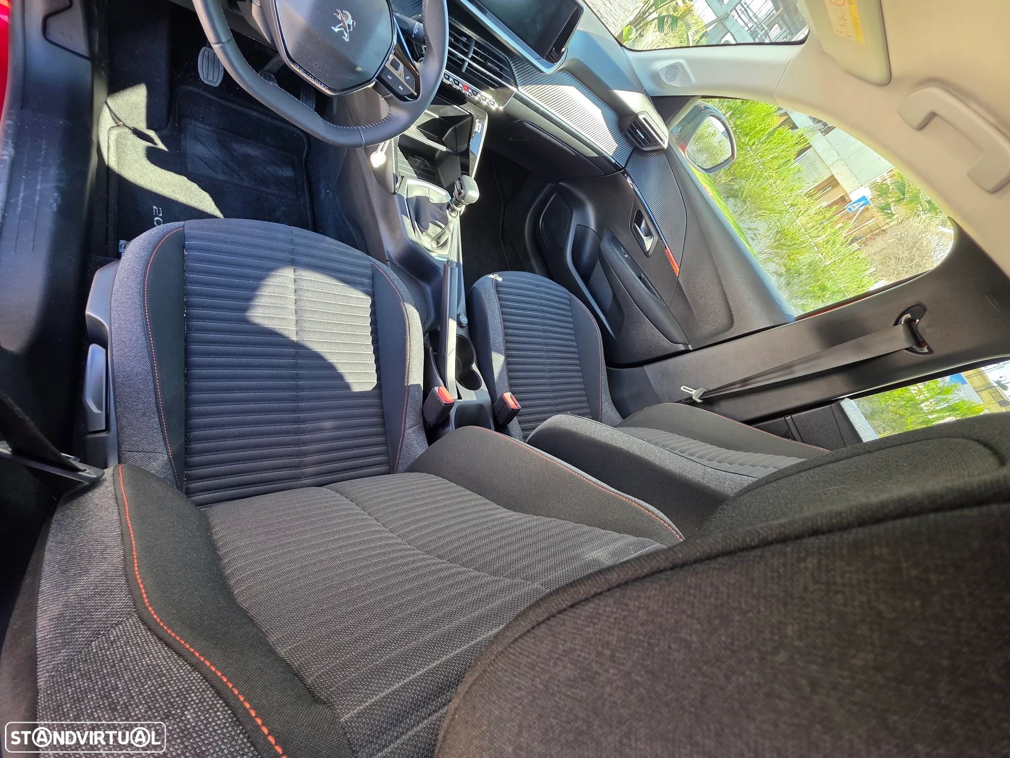 Peugeot 208 1.2 PureTech Active - 14