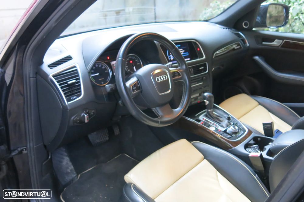 Audi Q5 2.0 TFSI Hybrid quattro S-line Tiptronic - 14
