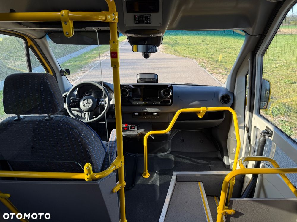 Mercedes-Benz Sprinter 517 - 29