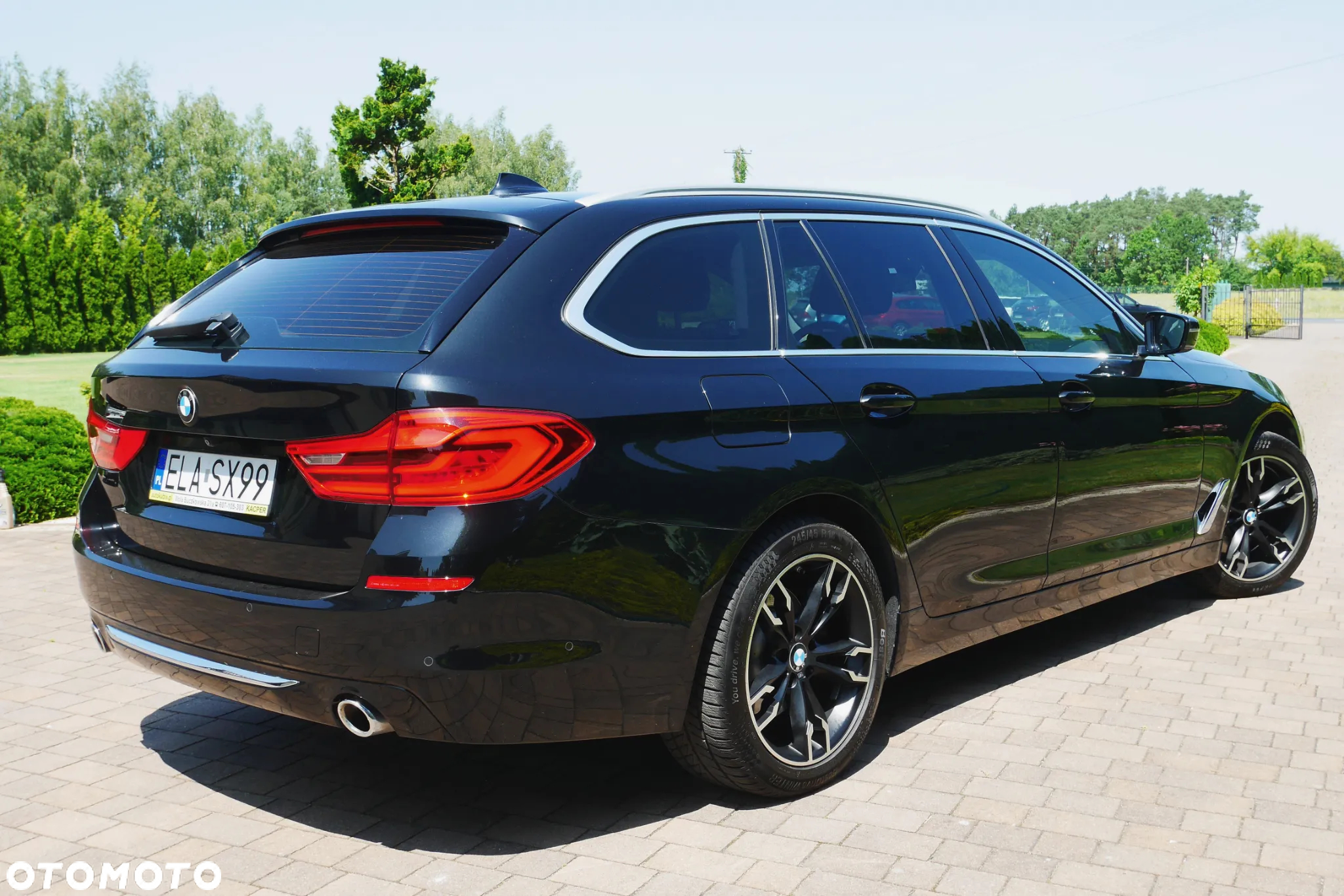 BMW Seria 5 520d Touring Luxury Line - 14