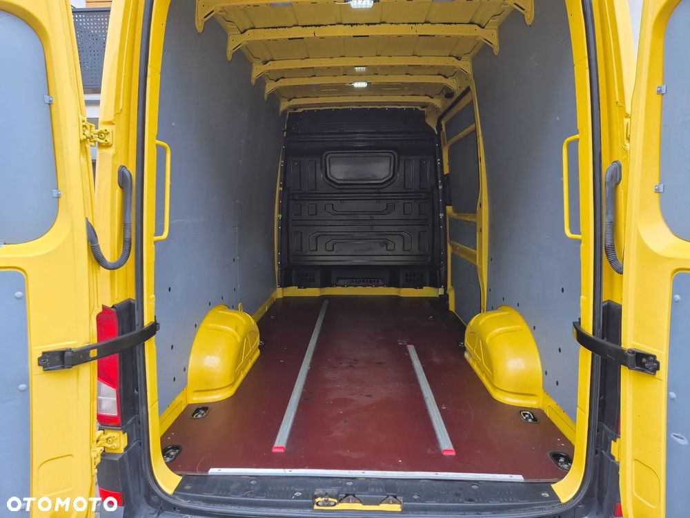 Volkswagen CRAFTER AUTOMAT DSG L2H2 - 7