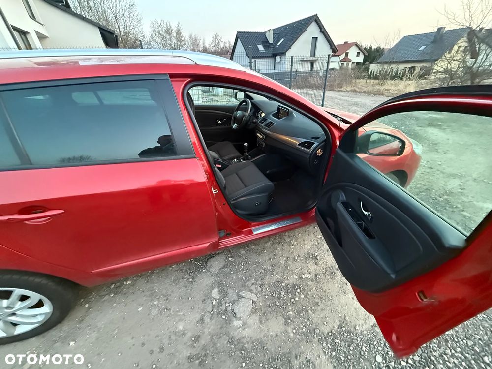 Renault Megane ENERGY TCe 115 Start & Stop Bose Edition - 12