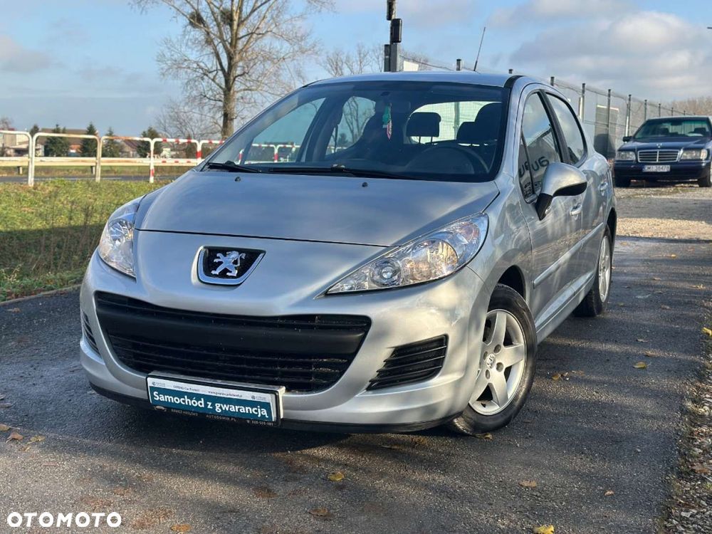 Peugeot 207 - 15