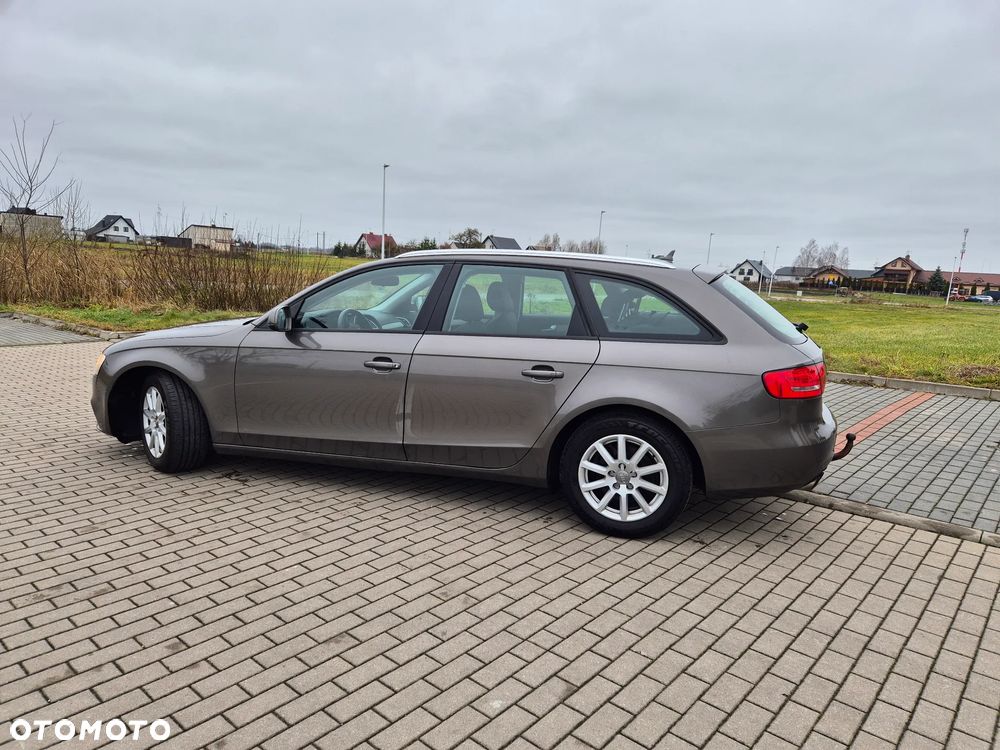 Audi A4 Avant 2.0 TDI e DPF Ambiente - 12