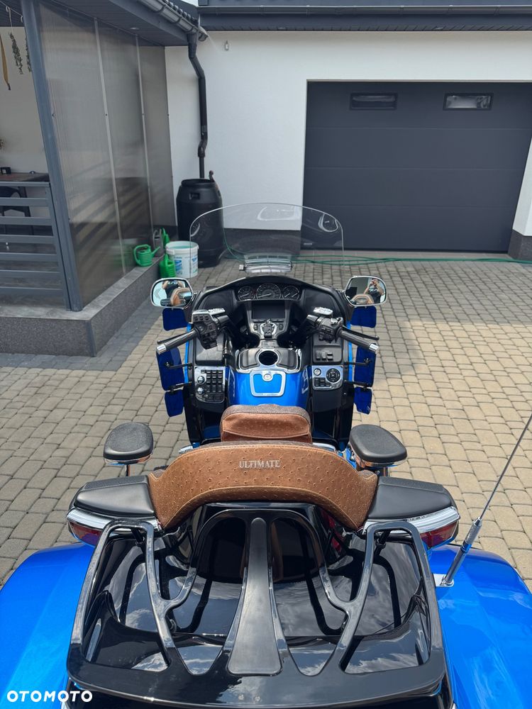Honda GL - 5