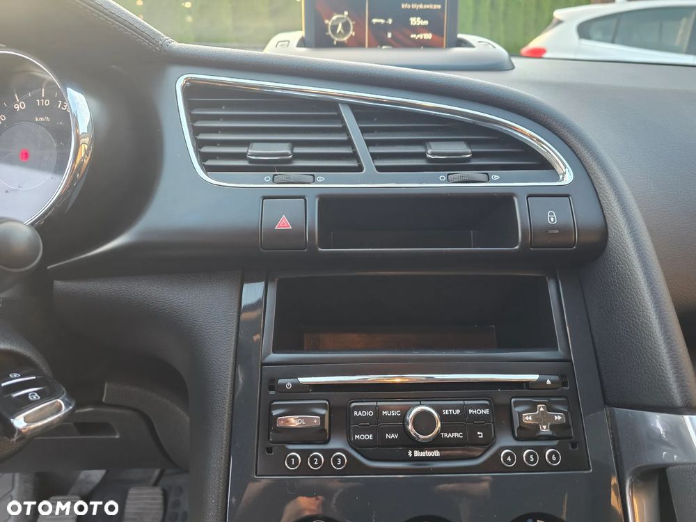 Peugeot 3008 1.6 HDi Style - 33