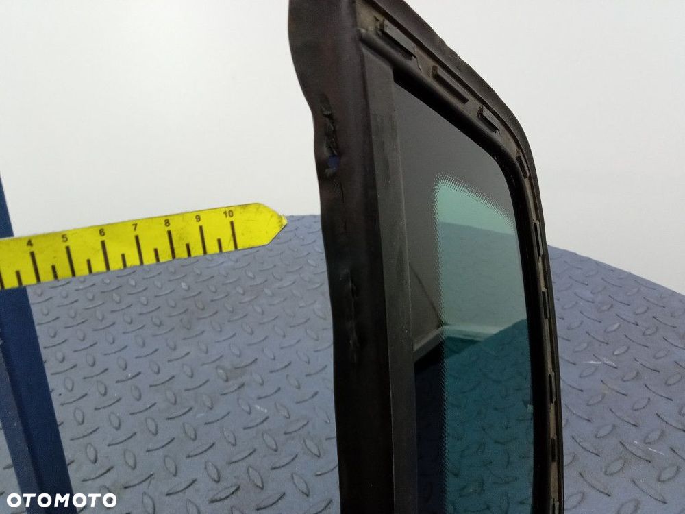 VW TIGUAN I 5N SZYBA KAROSERYJNA TYŁ LEWA 08R - 5