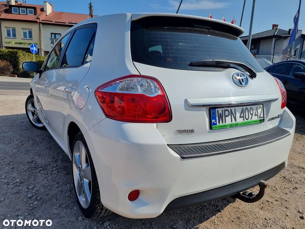 Toyota Auris - 8