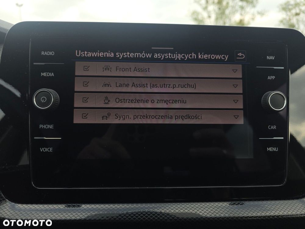 Volkswagen T-Cross - 23