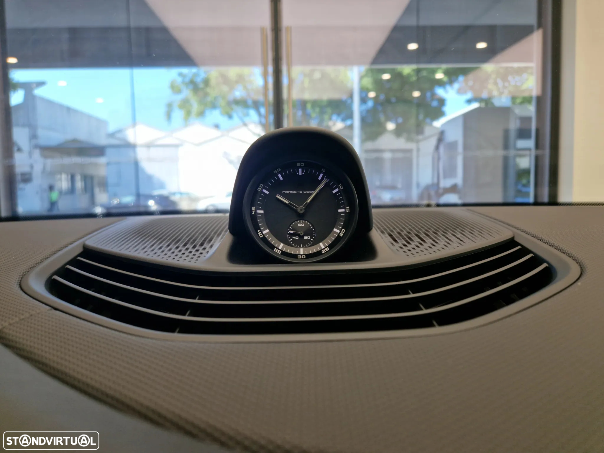 Porsche Taycan Standard - 21