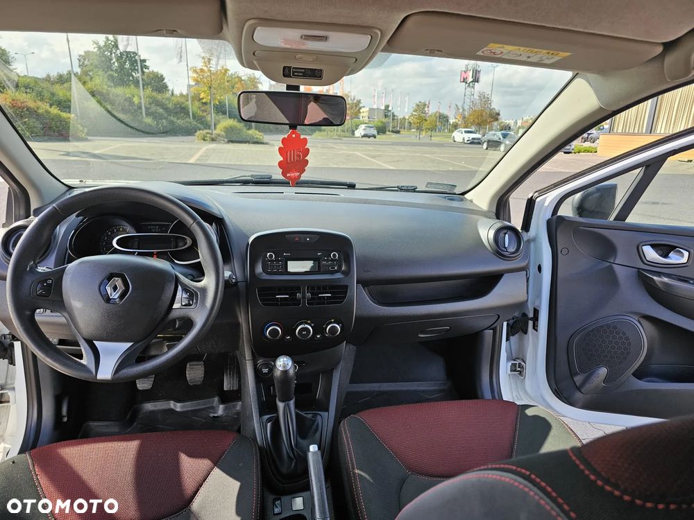 Renault Clio 1.2 16V Alize - 23