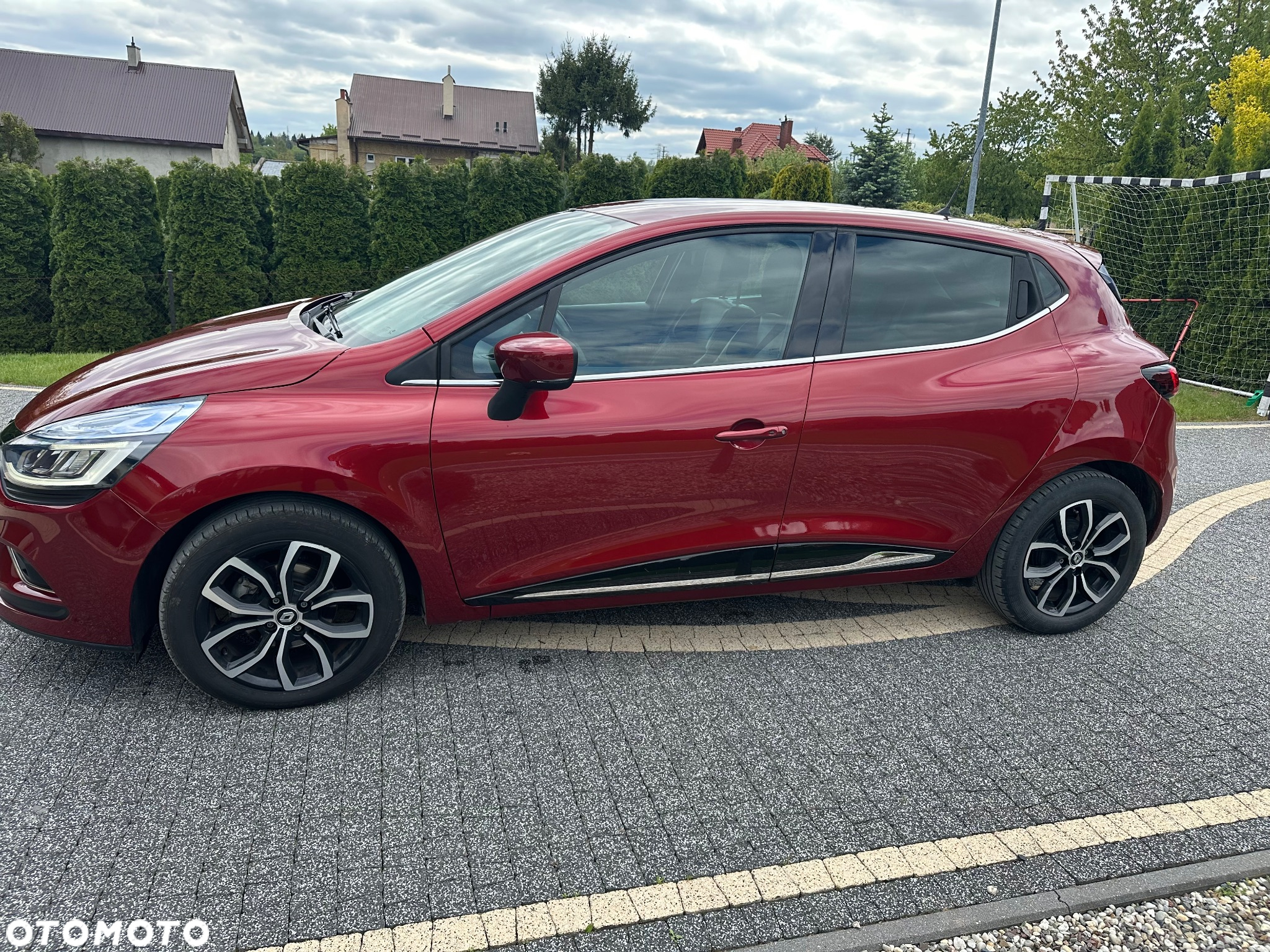 Renault Clio TCe 90 TECHNO - 10