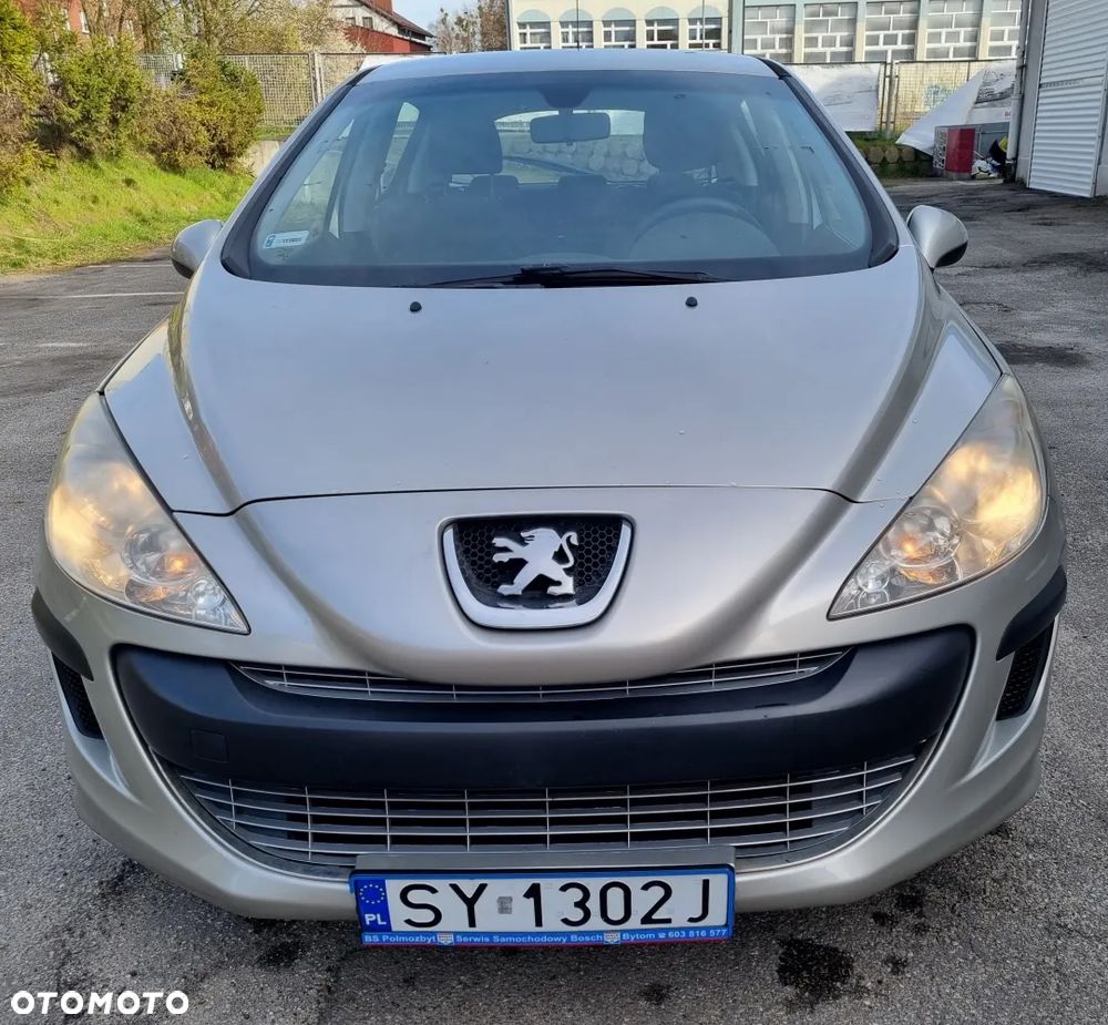 Peugeot 308 - 1