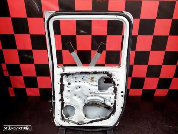 Porta Trás Direita Toyota Hilux Ii Pick-Up (Rn6_, Rn5_, Ln6_, Yn6_, Yn - 2