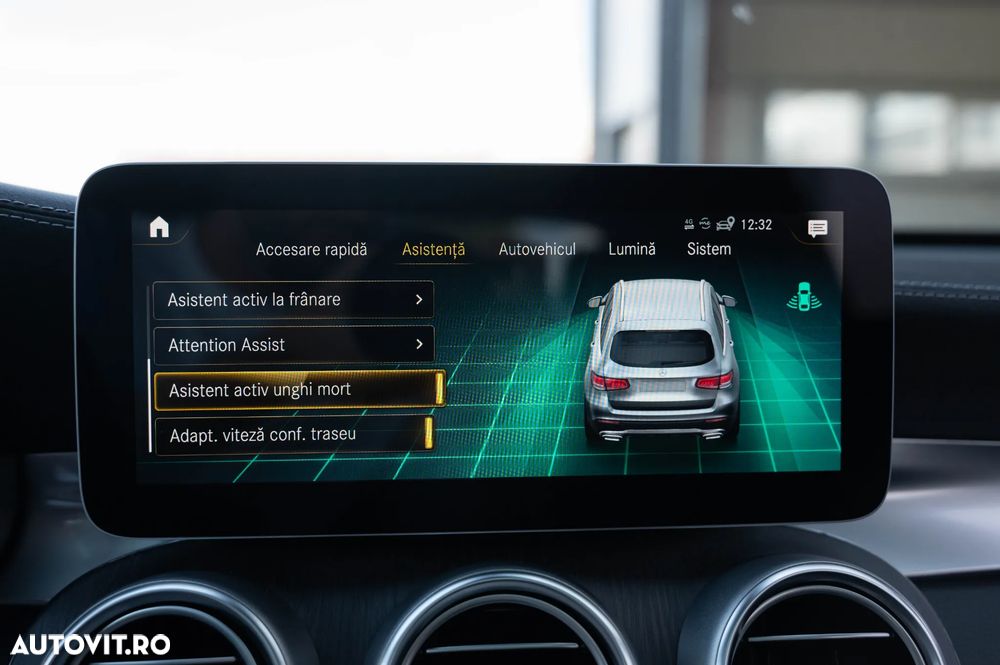 Mercedes-Benz GLC 300 de 4Matic 9G-TRONIC AMG Line - 33