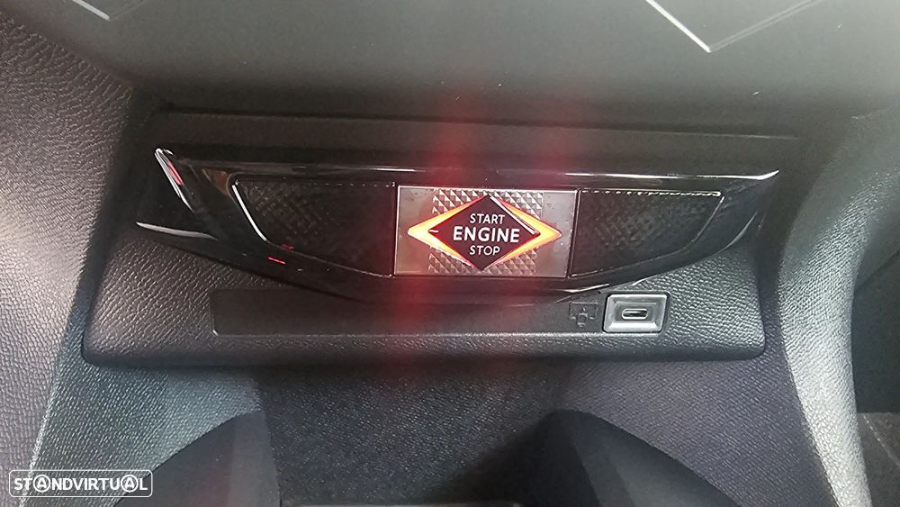 DS DS3 Crossback PureTech 130 Aut. PERFORMANCE LINE - 43