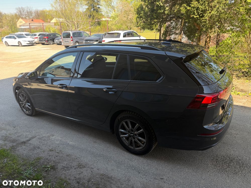 Volkswagen Golf Variant 2.0 TDI SCR DSG Life - 14