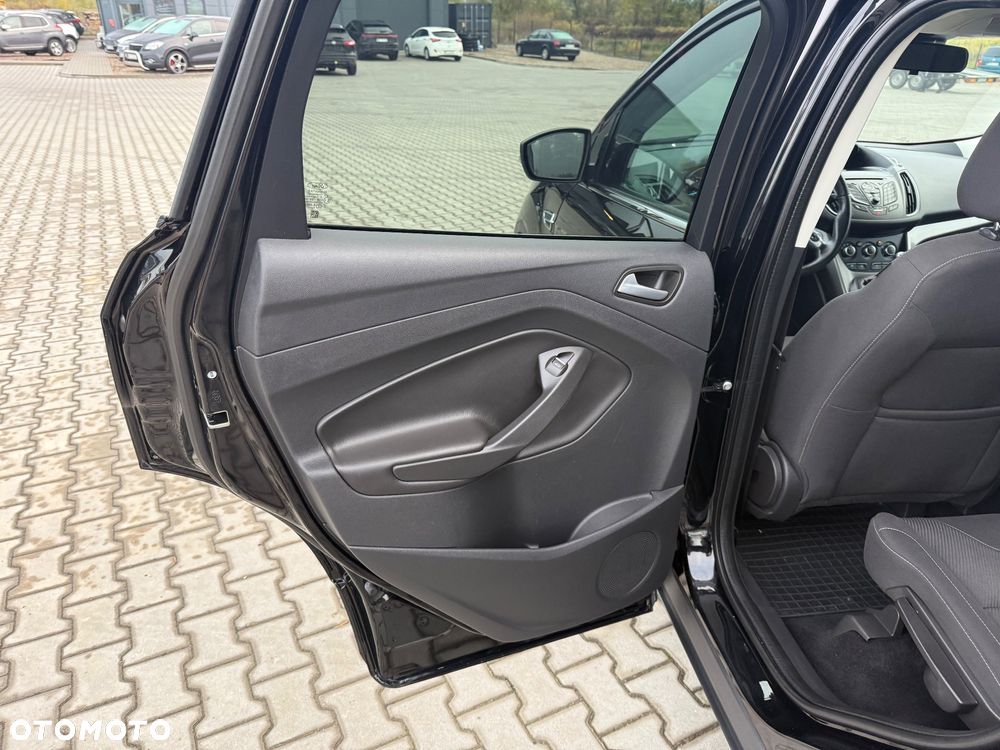 Ford Kuga 1.5 EcoBoost 2x4 SYNC - 16