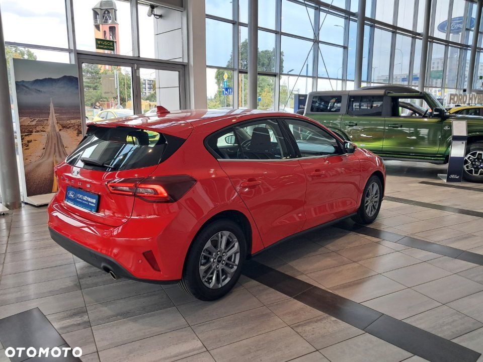 Ford Focus - 8