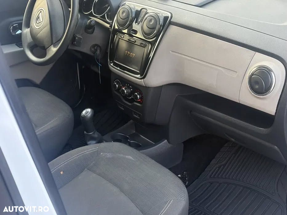 Dacia Lodgy 1.6 MPI 85 Laureate - 6