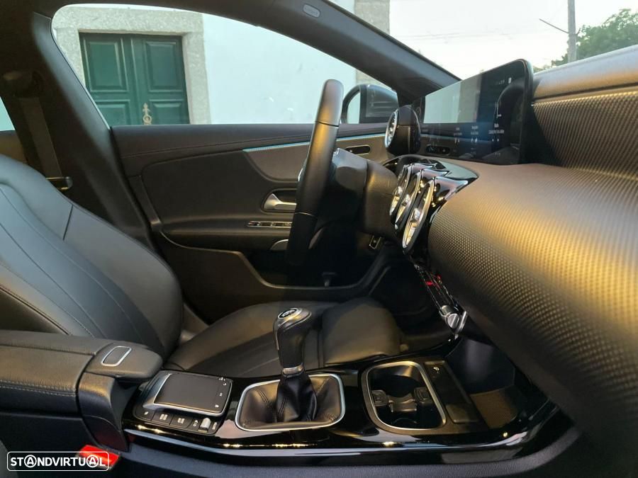 Mercedes-Benz CLA 180 - 8