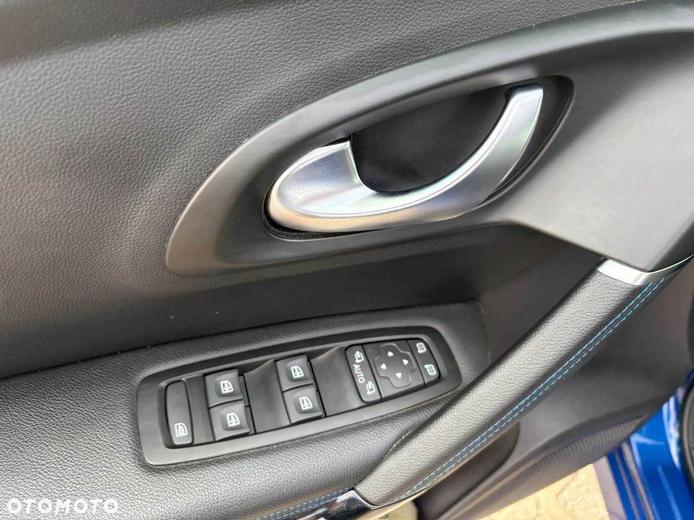 Renault Kadjar 1.3 TCe FAP Black Edition EDC - 22