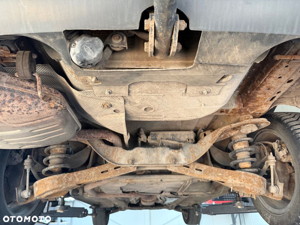 Ford S-Max 2.0 Viva Titanium - 38