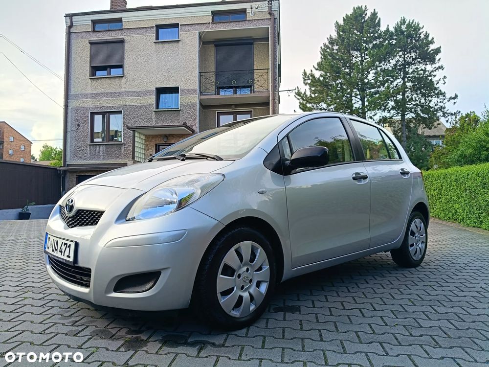 Toyota Yaris - 3