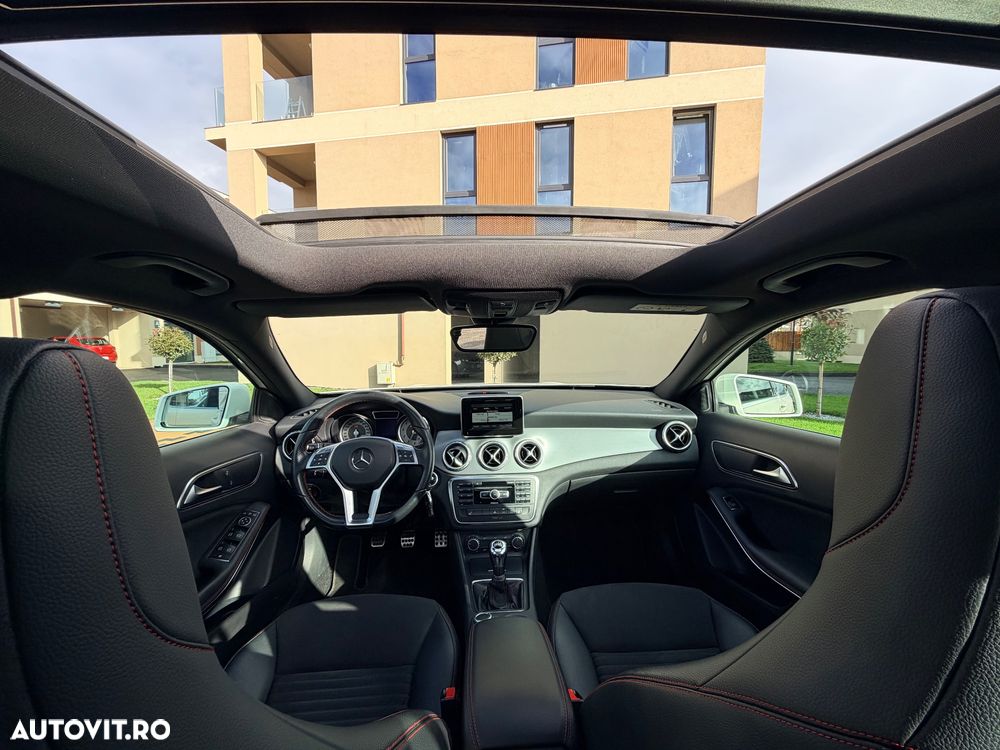 Mercedes-Benz GLA 200 AMG Line - 18